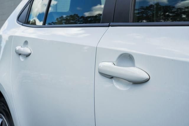 Used 2022 Toyota Corolla LE image 13