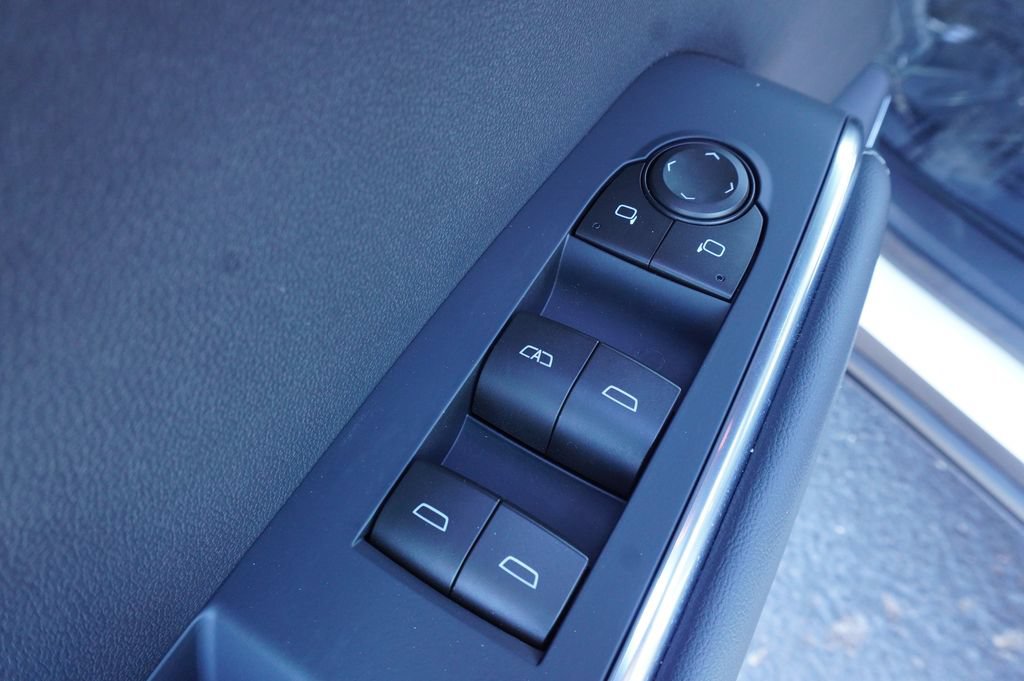 New 2026 GMC Acadia Elevation FWD image 17