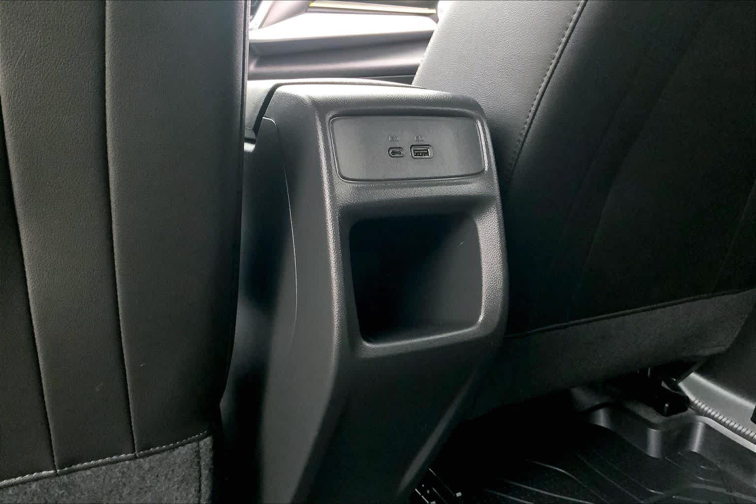 Used 2025 Chevrolet Trax LT w/ Driver Confidence Package FWD image 35