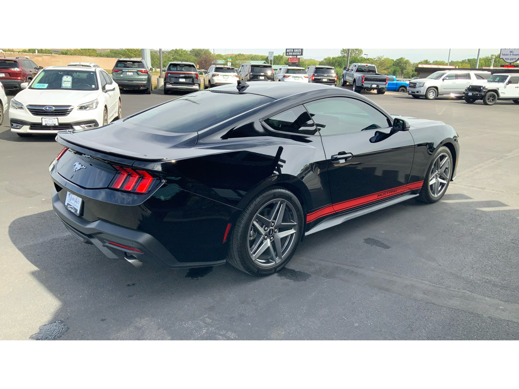 Used 2026 Ford Mustang Premium RWD image 6
