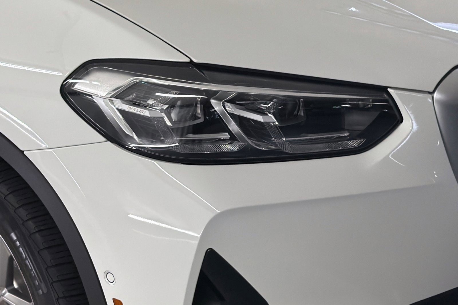 Certified 2024 BMW X3 sDrive30i w/ Convenience Package w/ZPA RWD image 10