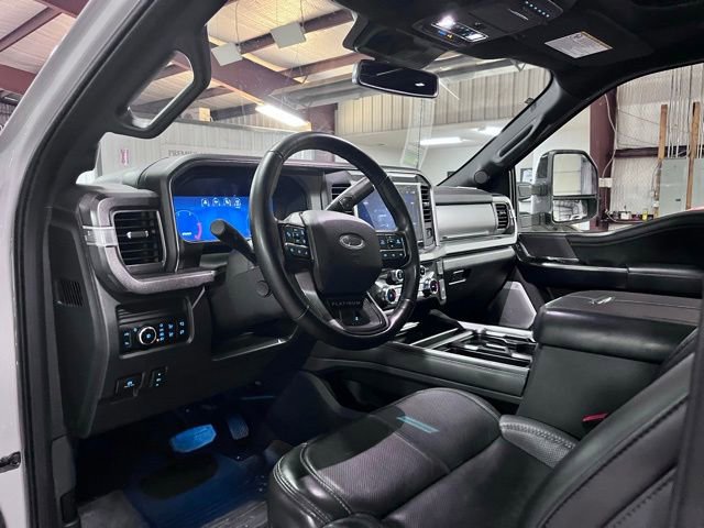 Used 2025 Ford F250 Platinum AWD/4WD image 7