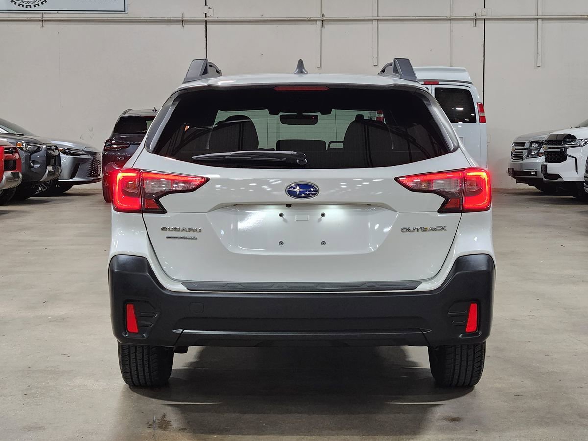 Used 2021 Subaru Outback Premium image 10