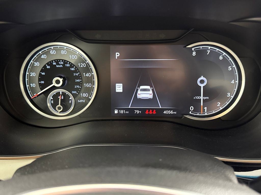 New 2025 Genesis G70 2.5T image 16