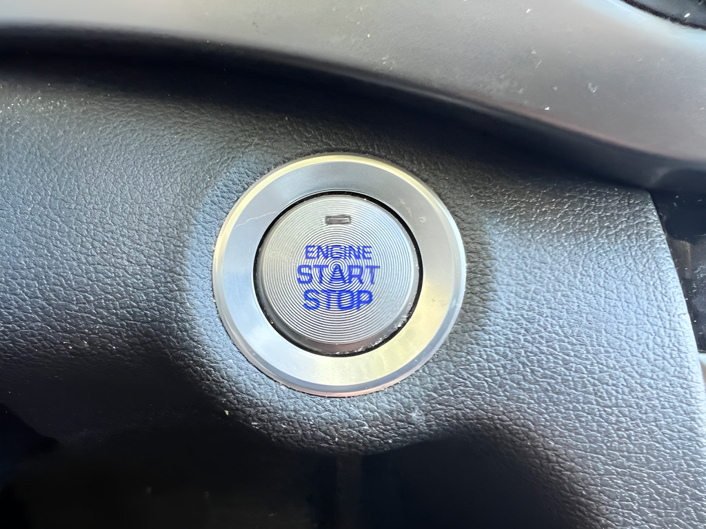 Used 2017 Hyundai Elantra Value Edition FWD image 27