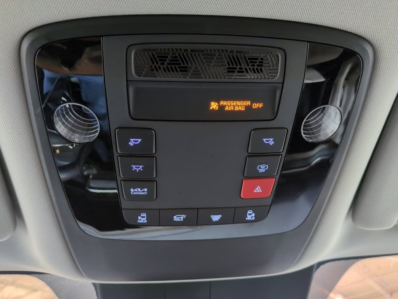 Certified 2025 Kia Carnival EX FWD image 29