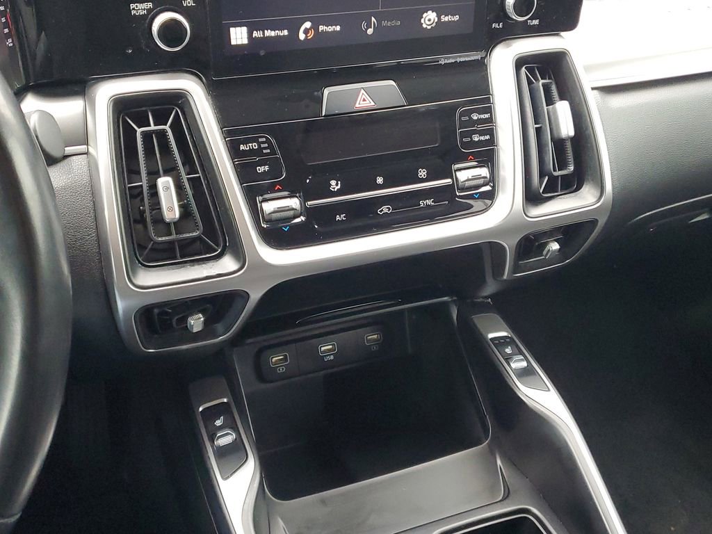 Used 2021 Kia Sorento S image 22