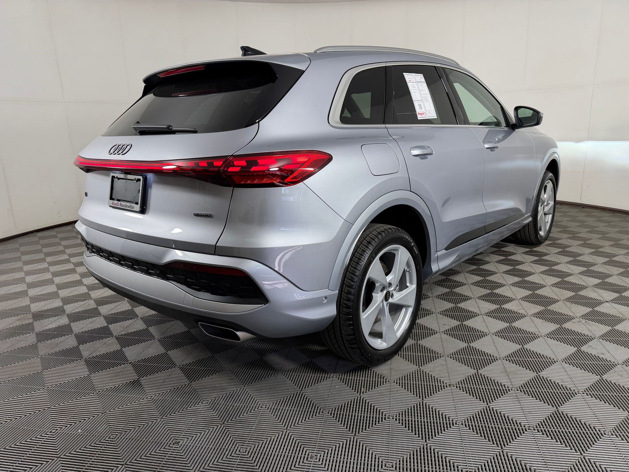New 2026 Audi Q5 Premium AWD/4WD image 9