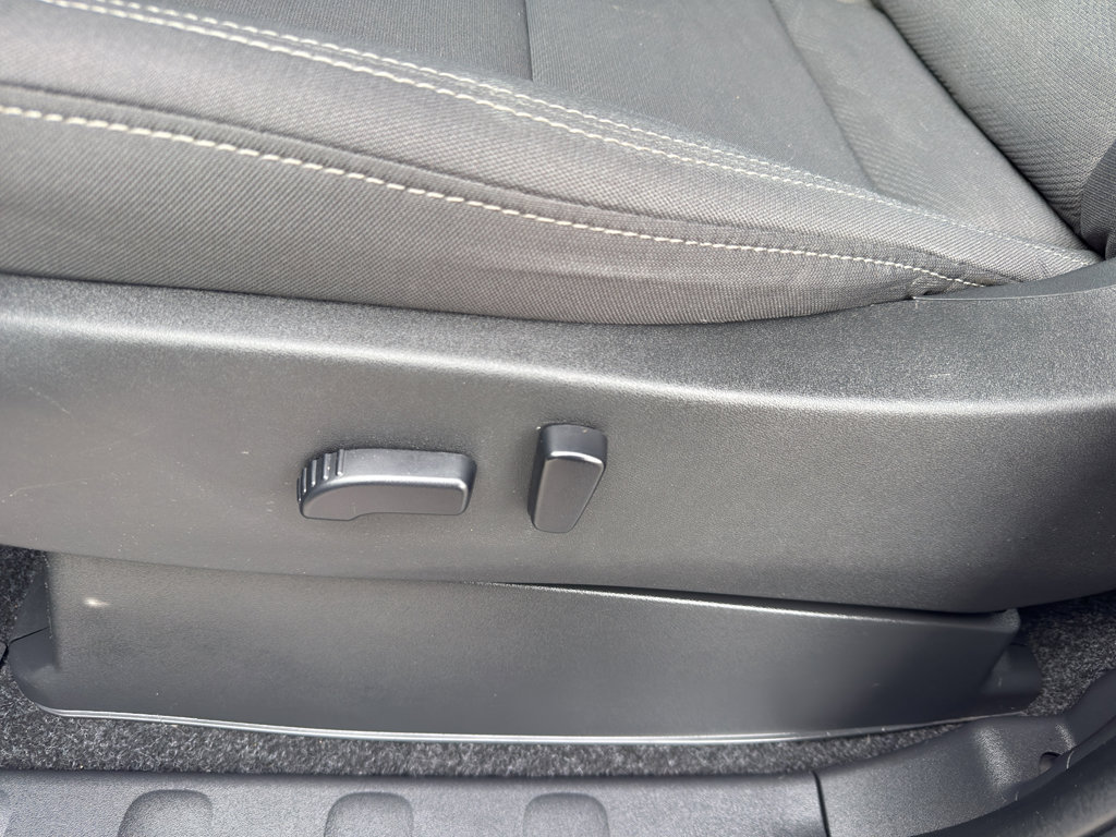 Certified 2022 Nissan Frontier SV image 15