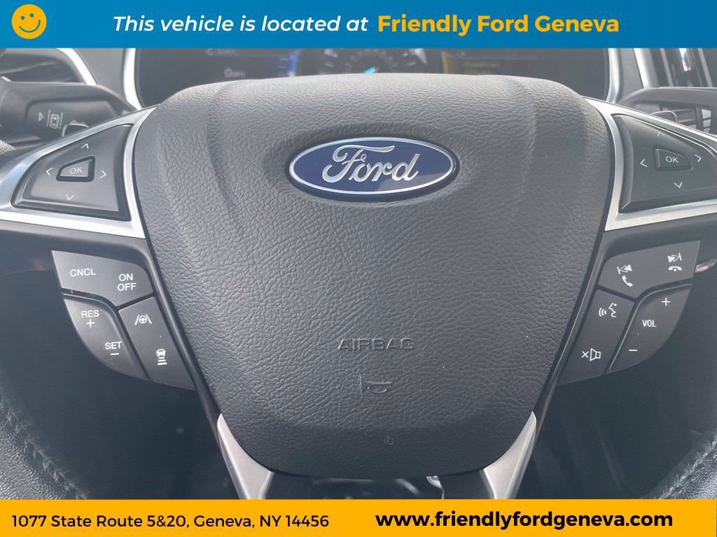 Used 2020 Ford Edge Titanium w/ Equipment Group 301A AWD/4WD image 19