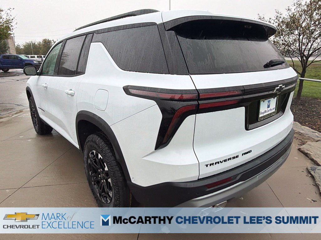 New 2027 Chevrolet Traverse Z71 w/ Enhanced Driving Package AWD/4WD image 21