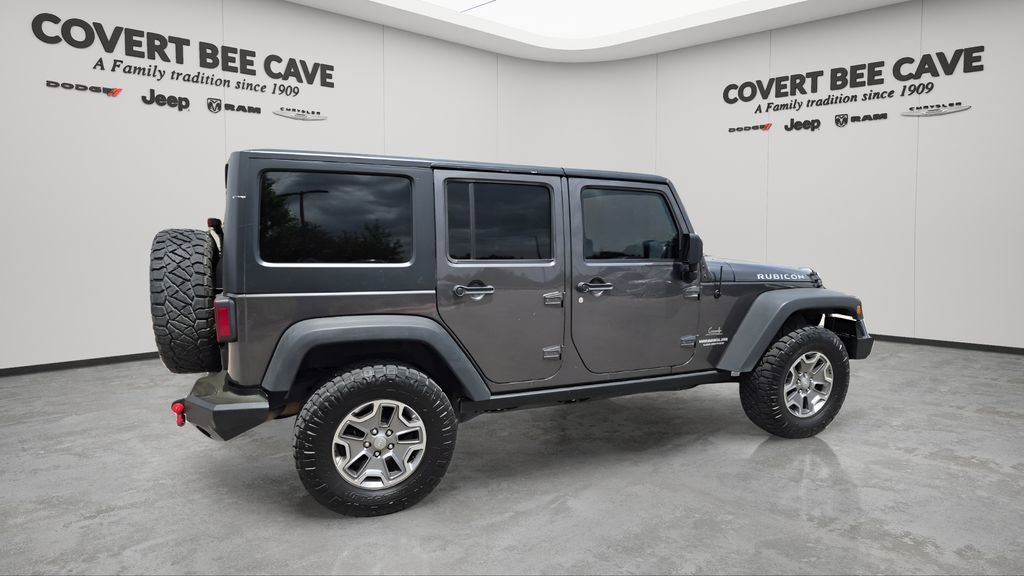 Used 2016 Jeep Wrangler Unlimited Rubicon w/ Connectivity Group image 10
