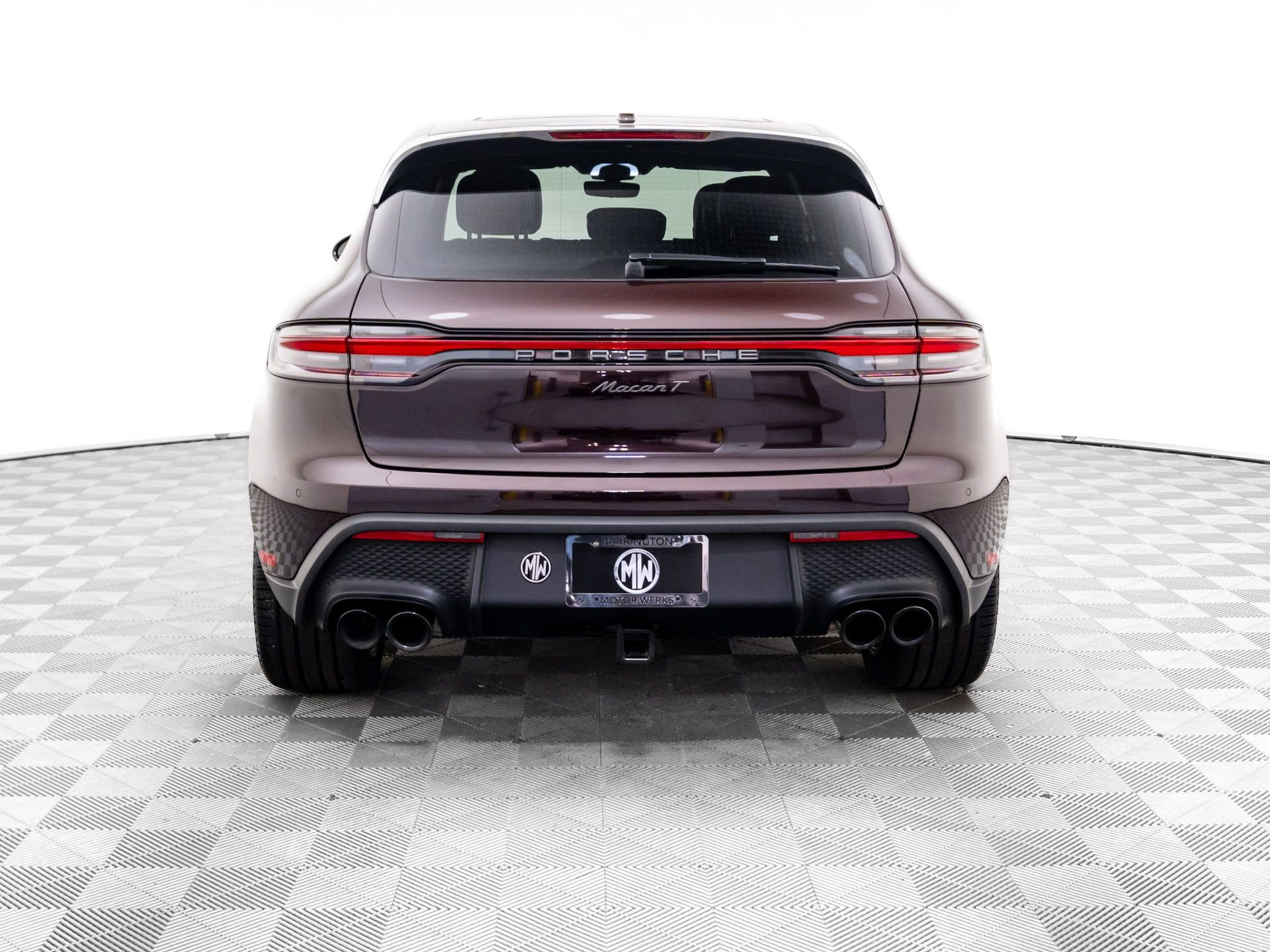 Certified 2024 Porsche Macan Turbo image 10