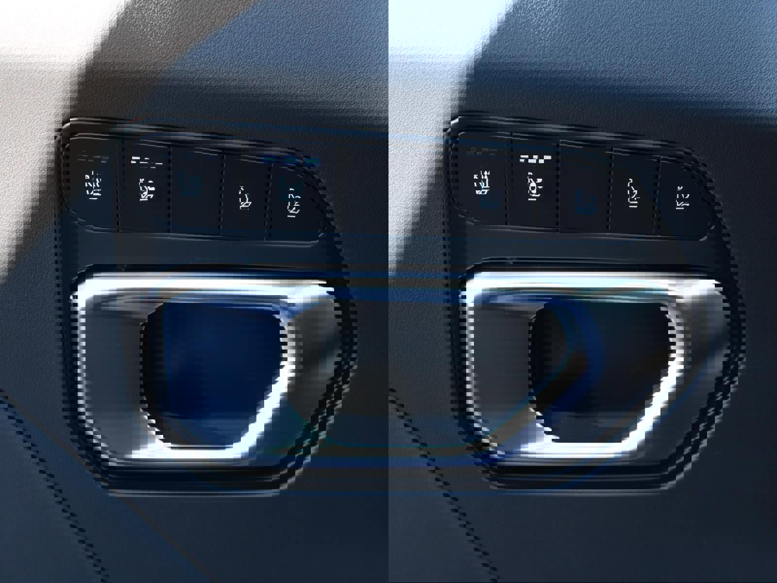 New 2025 Kia K4 GT-Line image 16