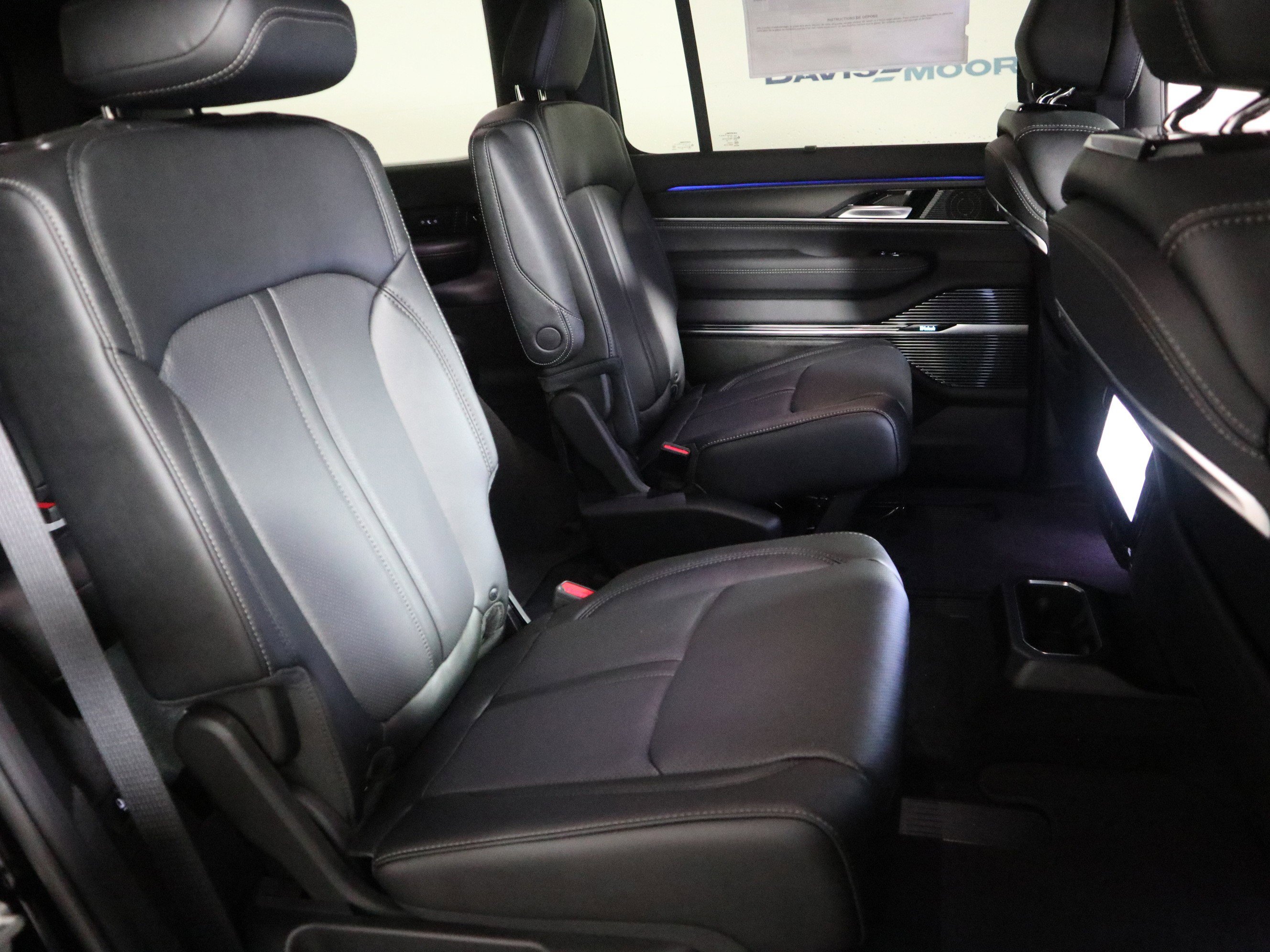 New 2026 Jeep Grand Wagoneer Summit image 22