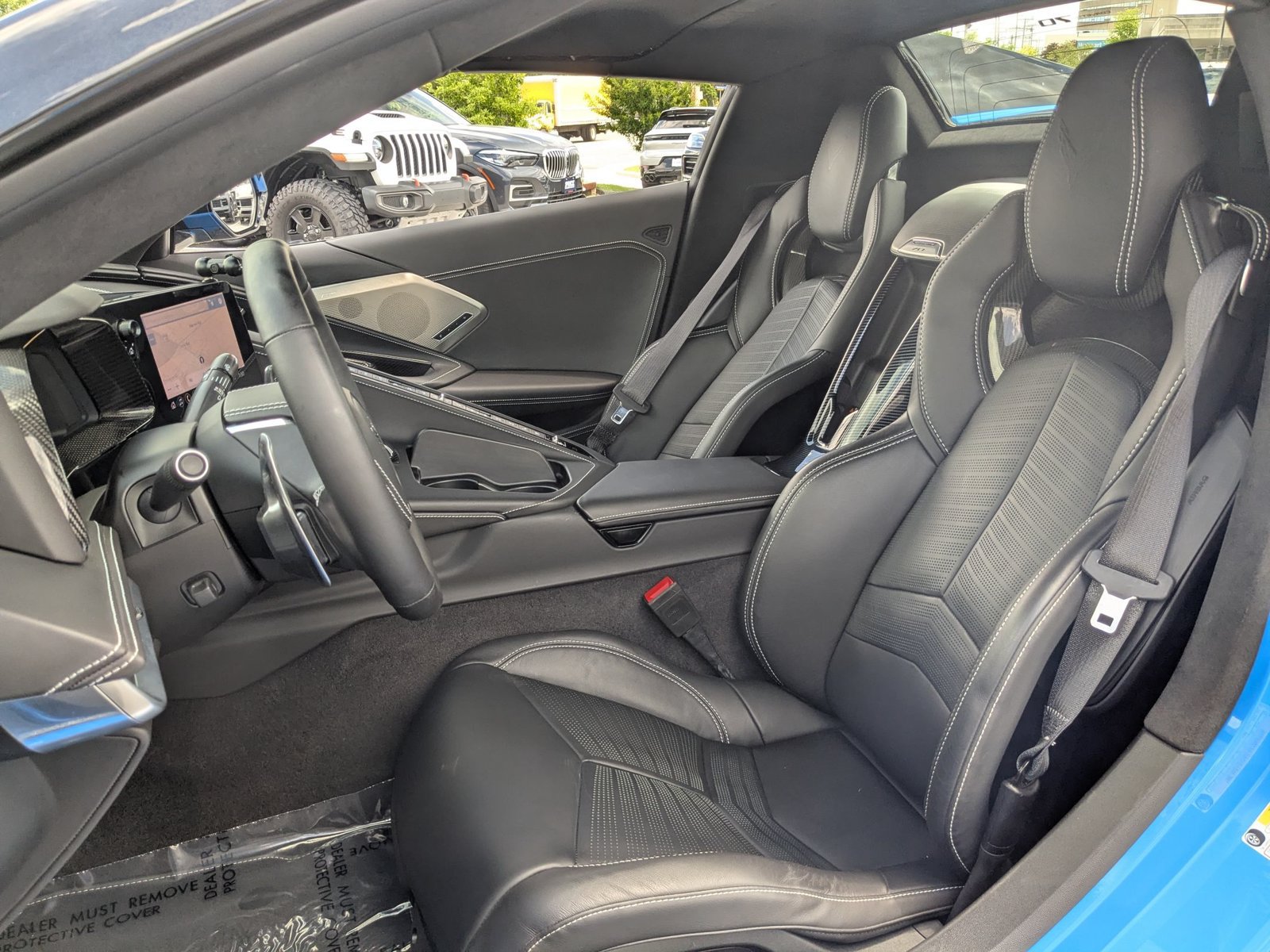 Used 2023 Chevrolet Corvette Stingray Premium Conv w/ Z51 Performance Package RWD image 5