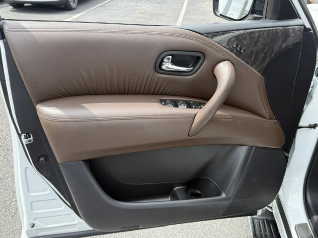 Used 2023 Nissan Armada Platinum w/ Captain's Chairs Package AWD/4WD image 10