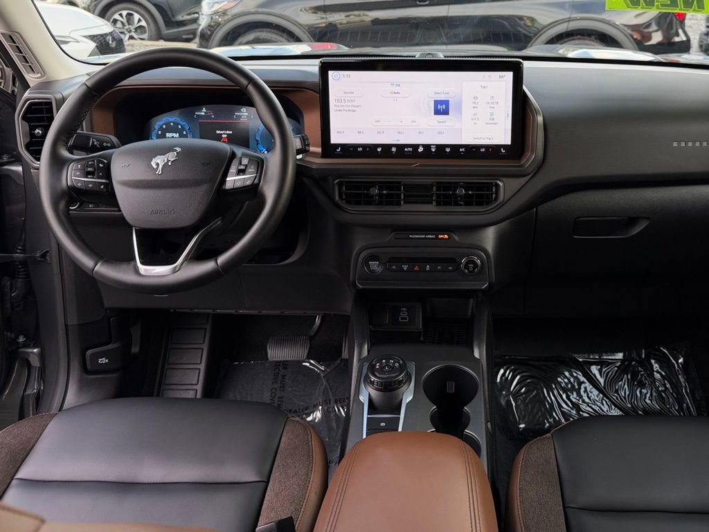 Certified 2025 Ford Bronco Sport Outer Banks w/ Outer Banks Tech Package+ AWD/4WD image 28