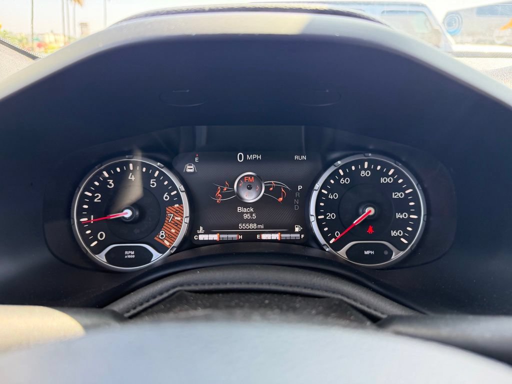 Used 2023 Jeep Renegade Trailhawk AWD/4WD image 9