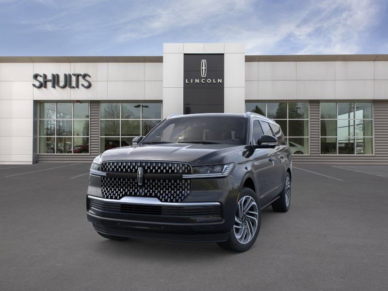 New 2025 Lincoln Navigator L Reserve image 2