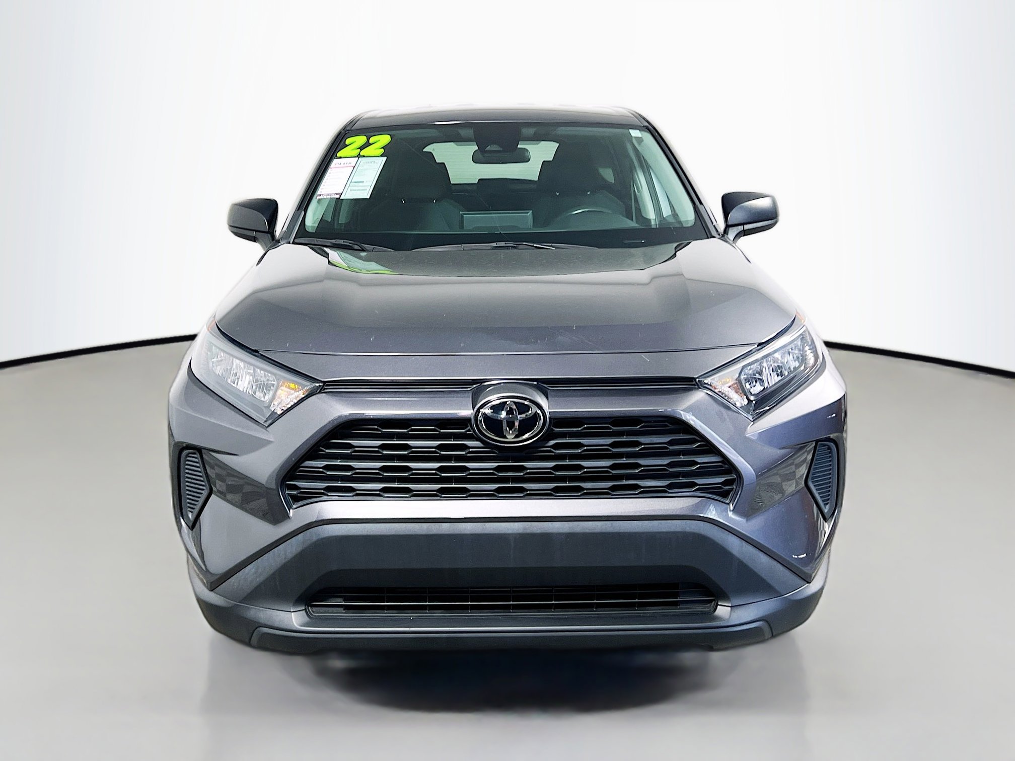 Used 2022 Toyota RAV4 LE FWD image 11