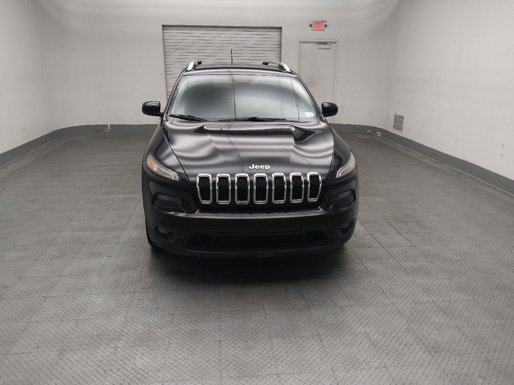 Used 2015 Jeep Cherokee Latitude FWD image 14