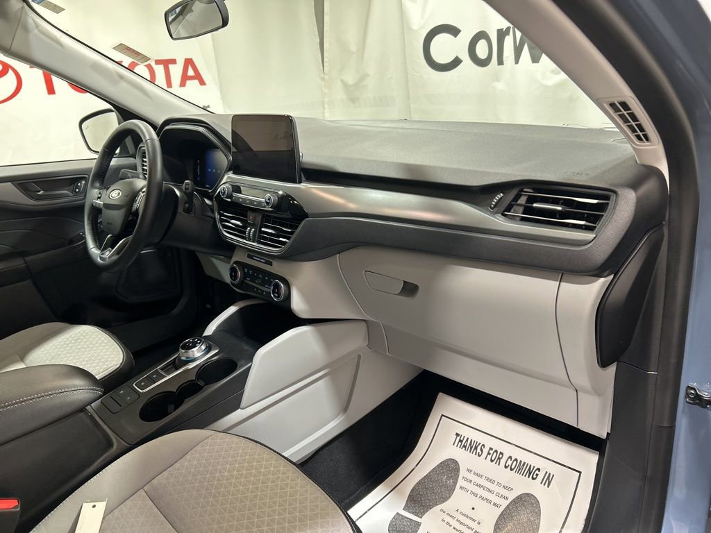 Used 2025 Ford Escape Active w/ Cold Weather Package image 10