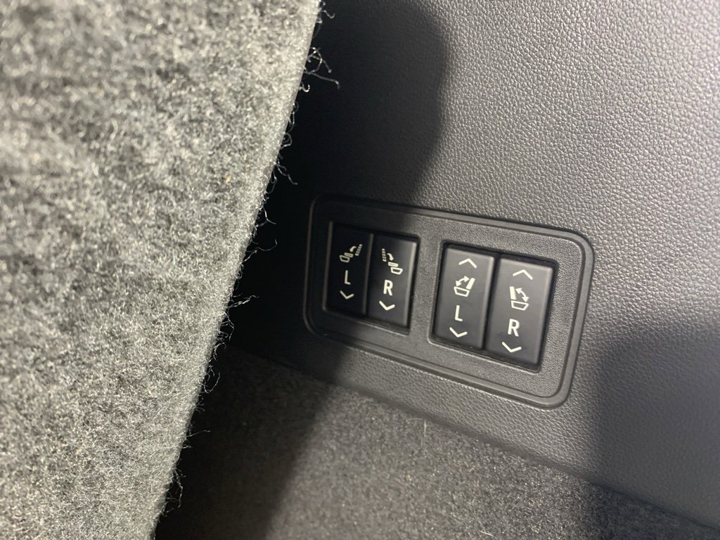 Used 2020 Cadillac XT6 Sport image 37