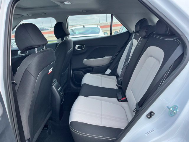 New 2026 Hyundai Venue SEL FWD image 18