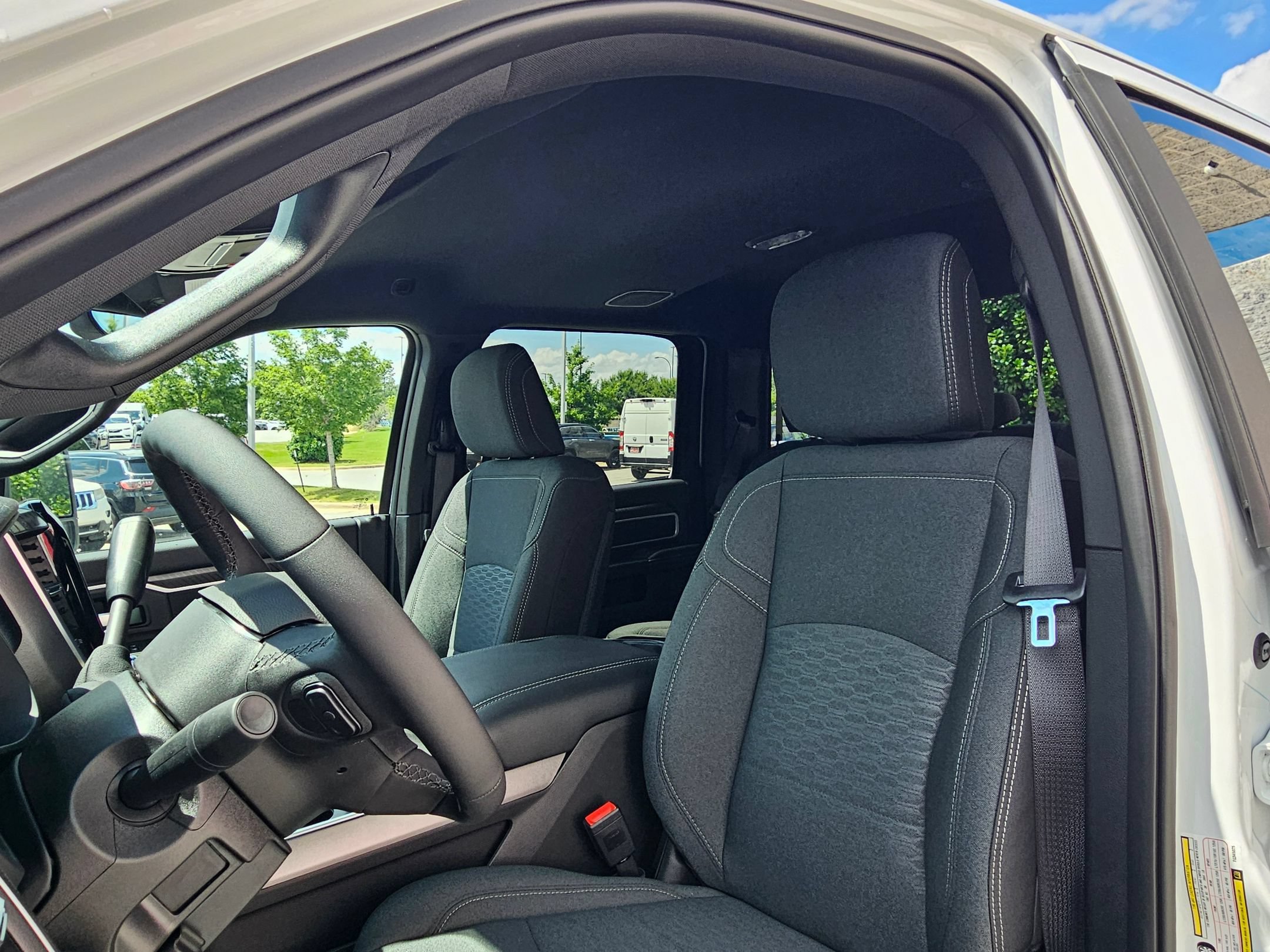 New 2026 RAM 2500 Big Horn AWD/4WD image 20