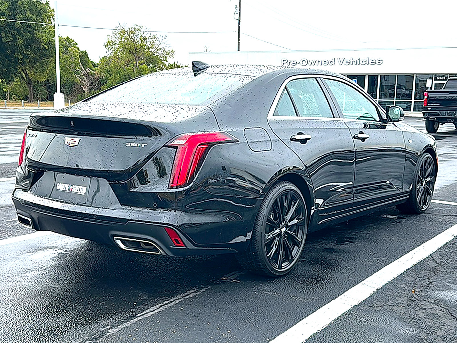 Used 2024 Cadillac CT4 Luxury w/ Cold Weather Package RWD image 8