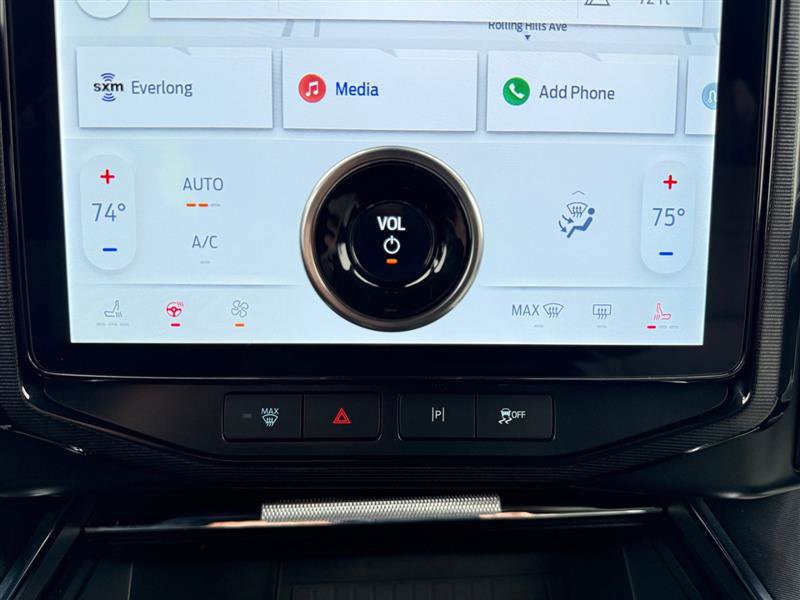 Used 2022 Ford F150 Lightning Platinum image 25