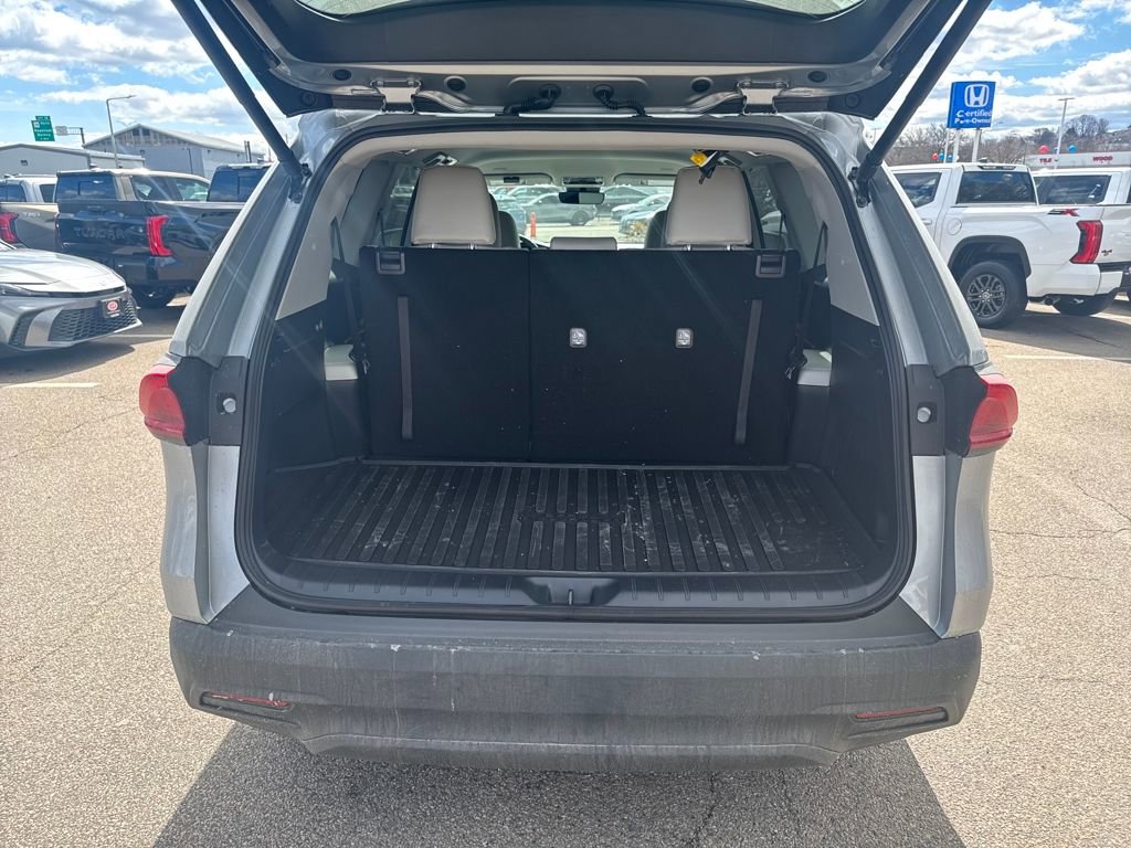 Used 2026 Toyota Grand Highlander XLE image 8