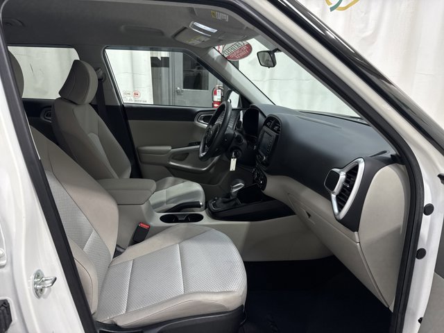 Certified 2021 Kia Soul LX FWD image 29