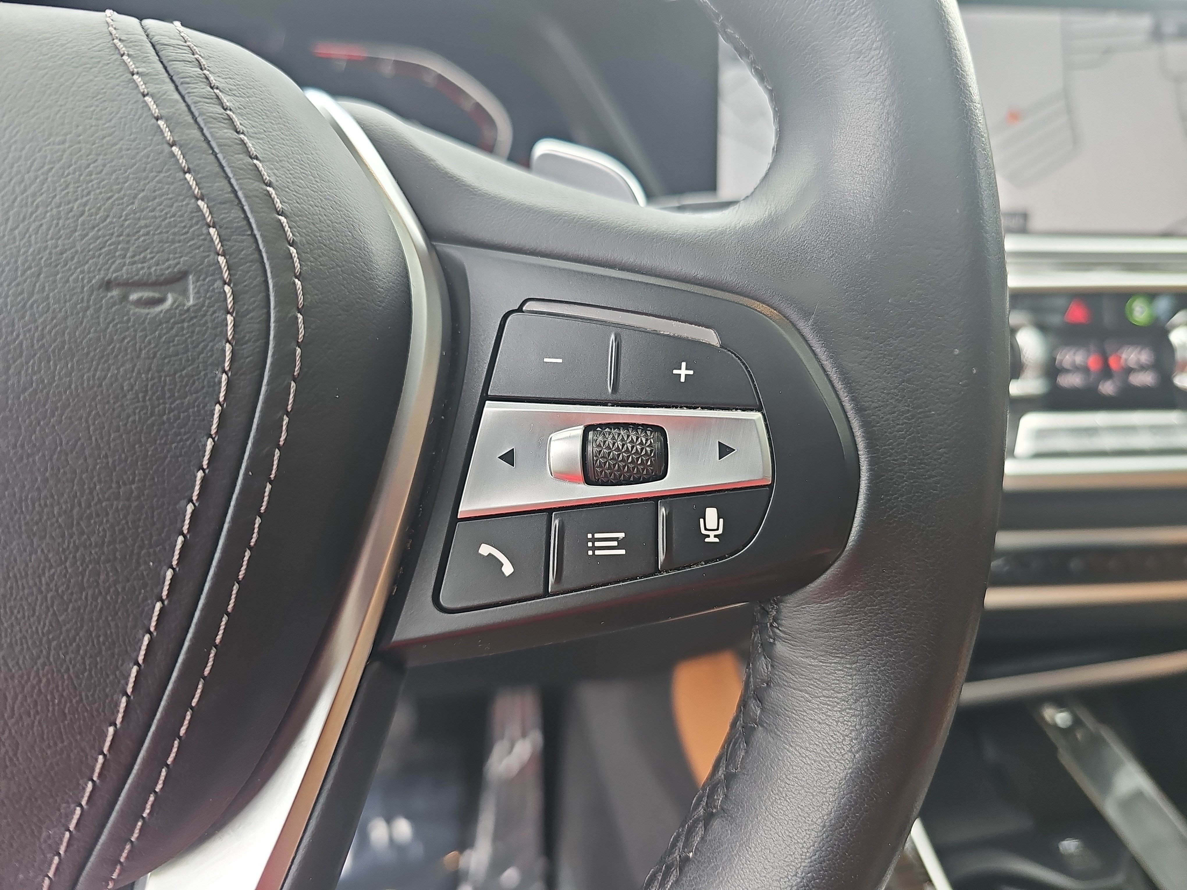 Used 2019 BMW X5 xDrive40i AWD/4WD image 18