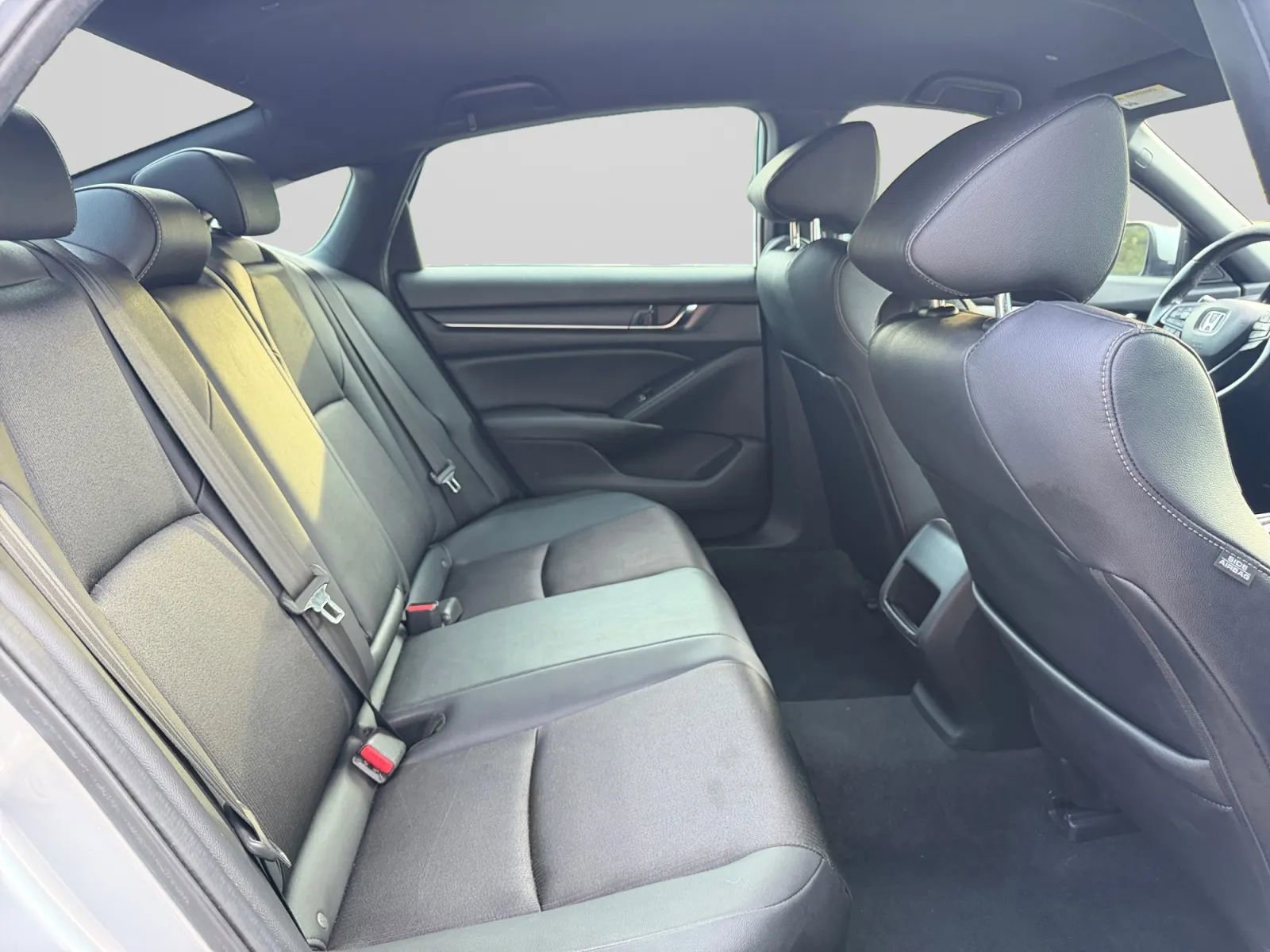 Used 2019 Honda Accord Sport image 32