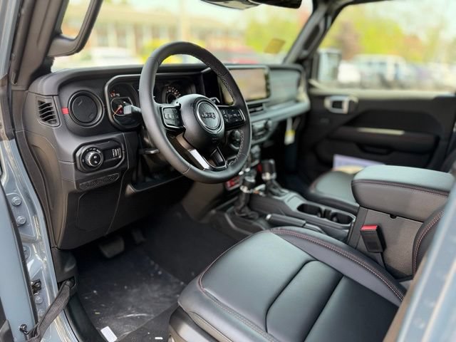 New 2026 Jeep Gladiator Rubicon w/ Safety Group AWD/4WD image 13