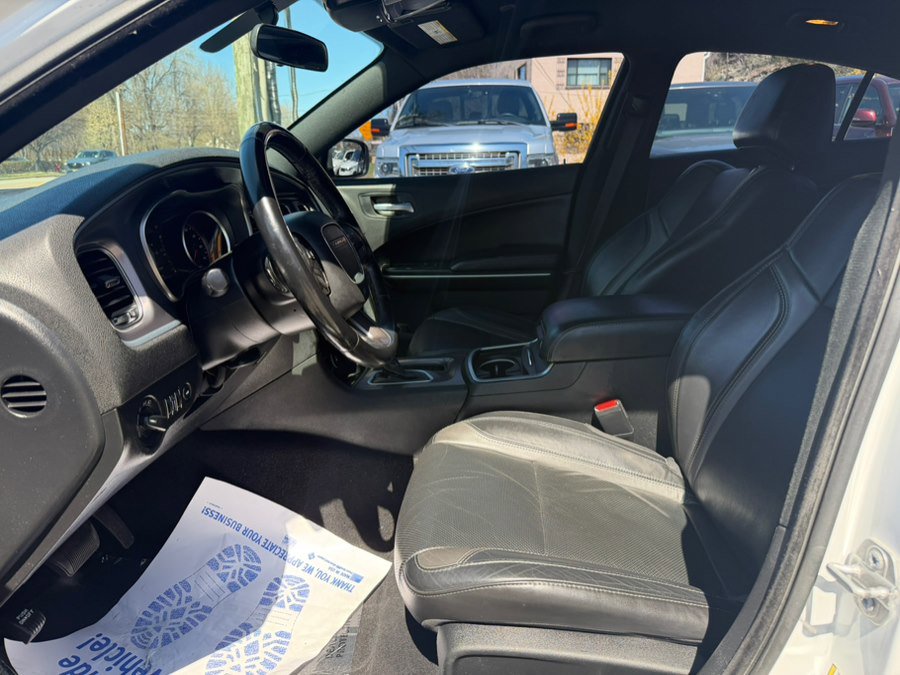 Used 2019 Dodge Charger SXT w/ Leather Interior Group image 25