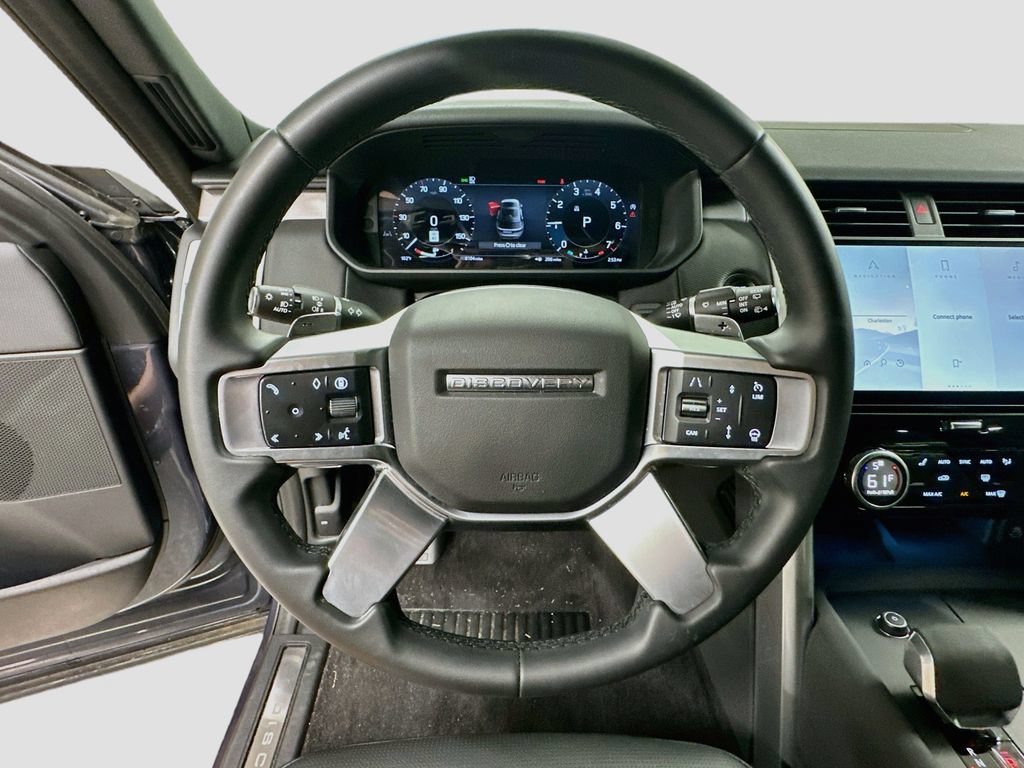 Certified 2025 Land Rover Discovery Dynamic SE AWD/4WD image 12