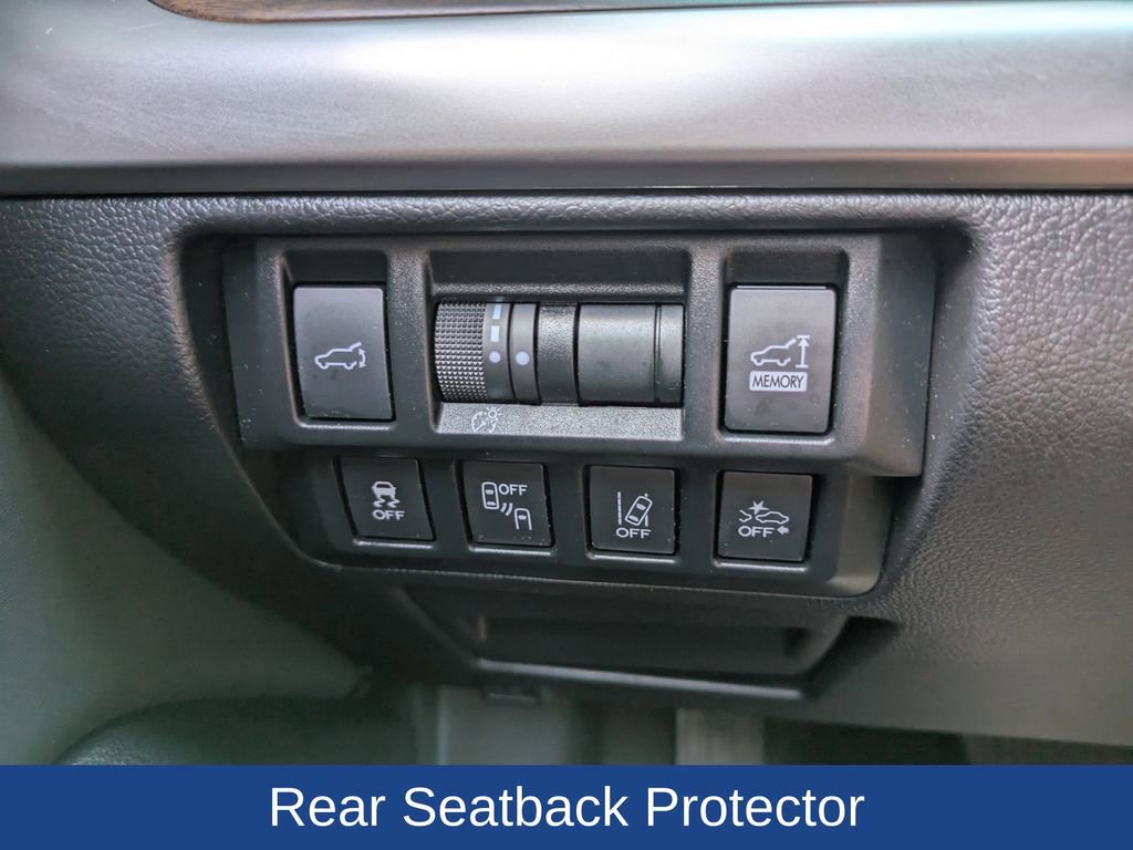 Used 2018 Subaru Outback 2.5i Limited AWD/4WD image 25