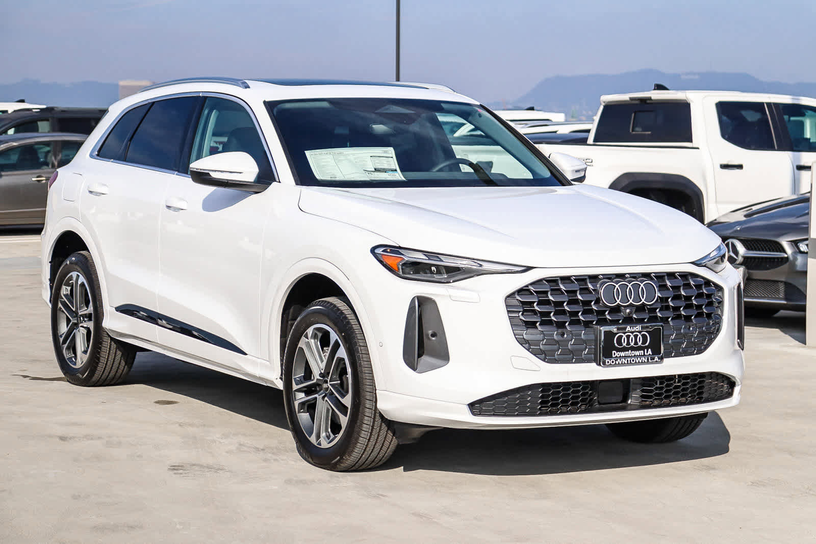 New 2025 Audi Q5 Premium image 3