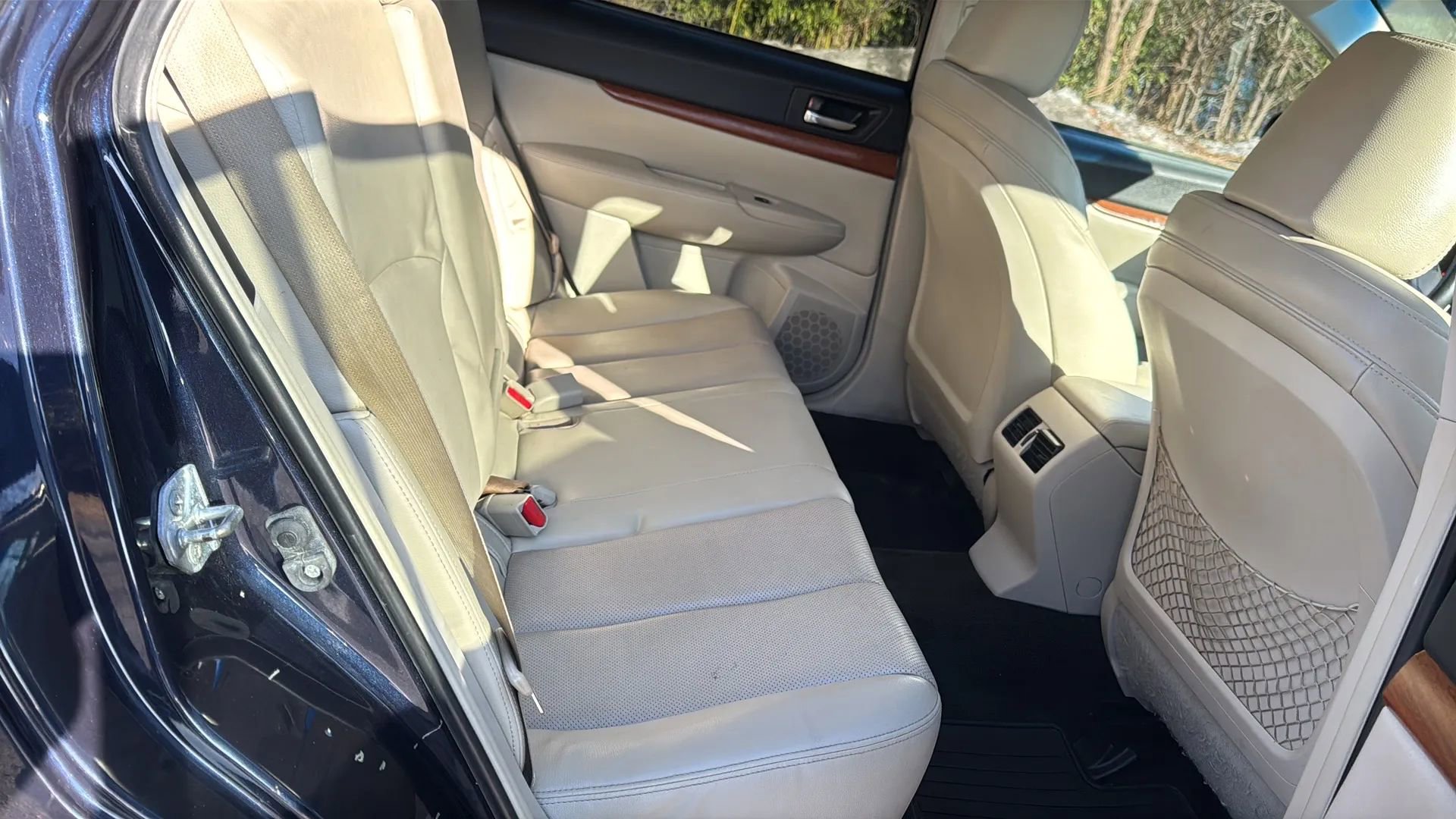 Used 2013 Subaru Outback 3.6R Limited w/ Moonroof Pkg image 13