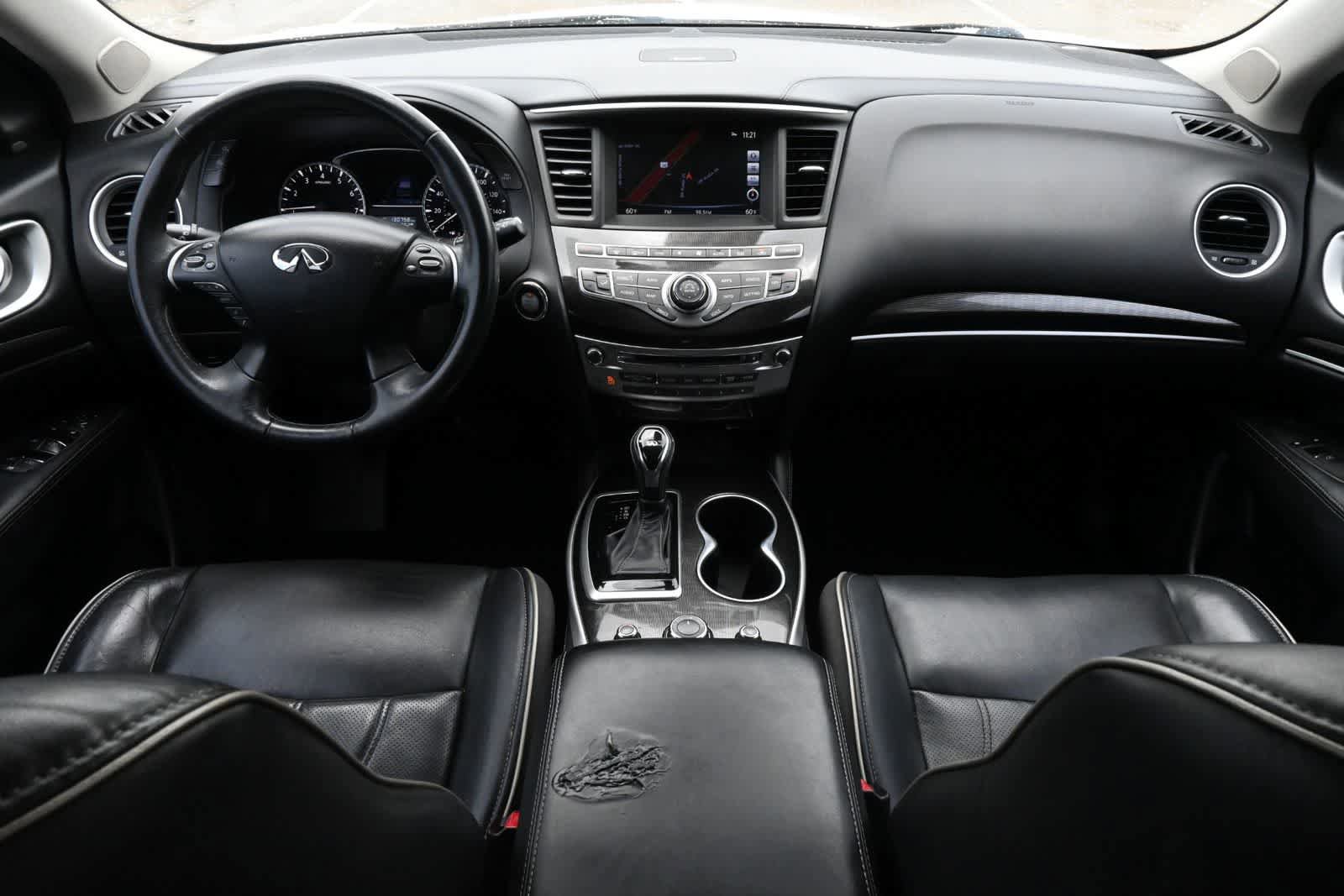 Used 2019 INFINITI QX60 Luxe w/ Essential Package FWD image 7
