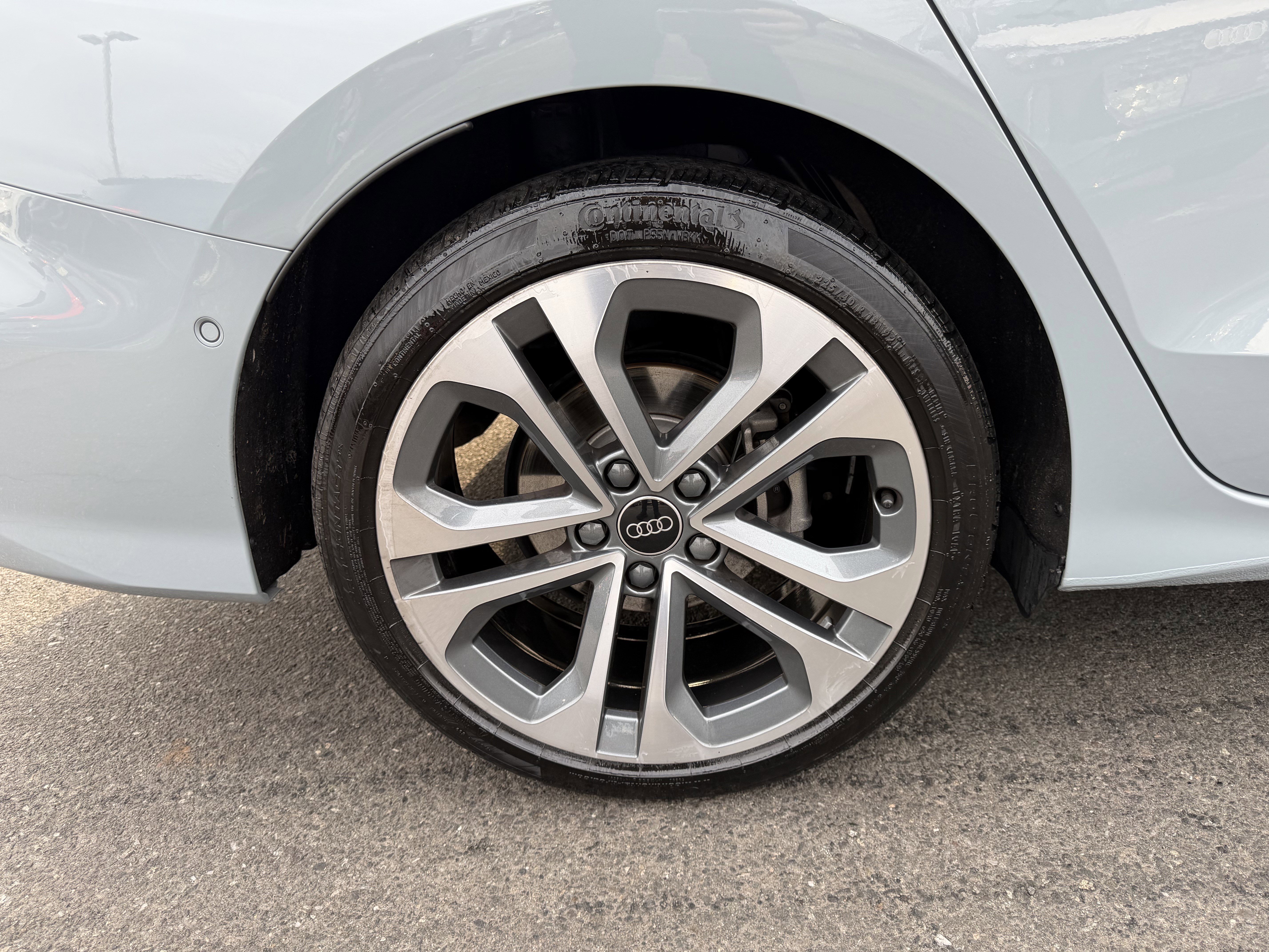 Used 2025 Audi A3 2.0T Premium w/ Black Optic Package image 9