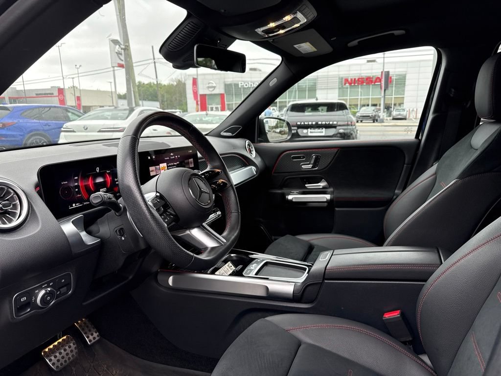 Certified 2025 Mercedes-Benz GLB 250 4MATIC image 7