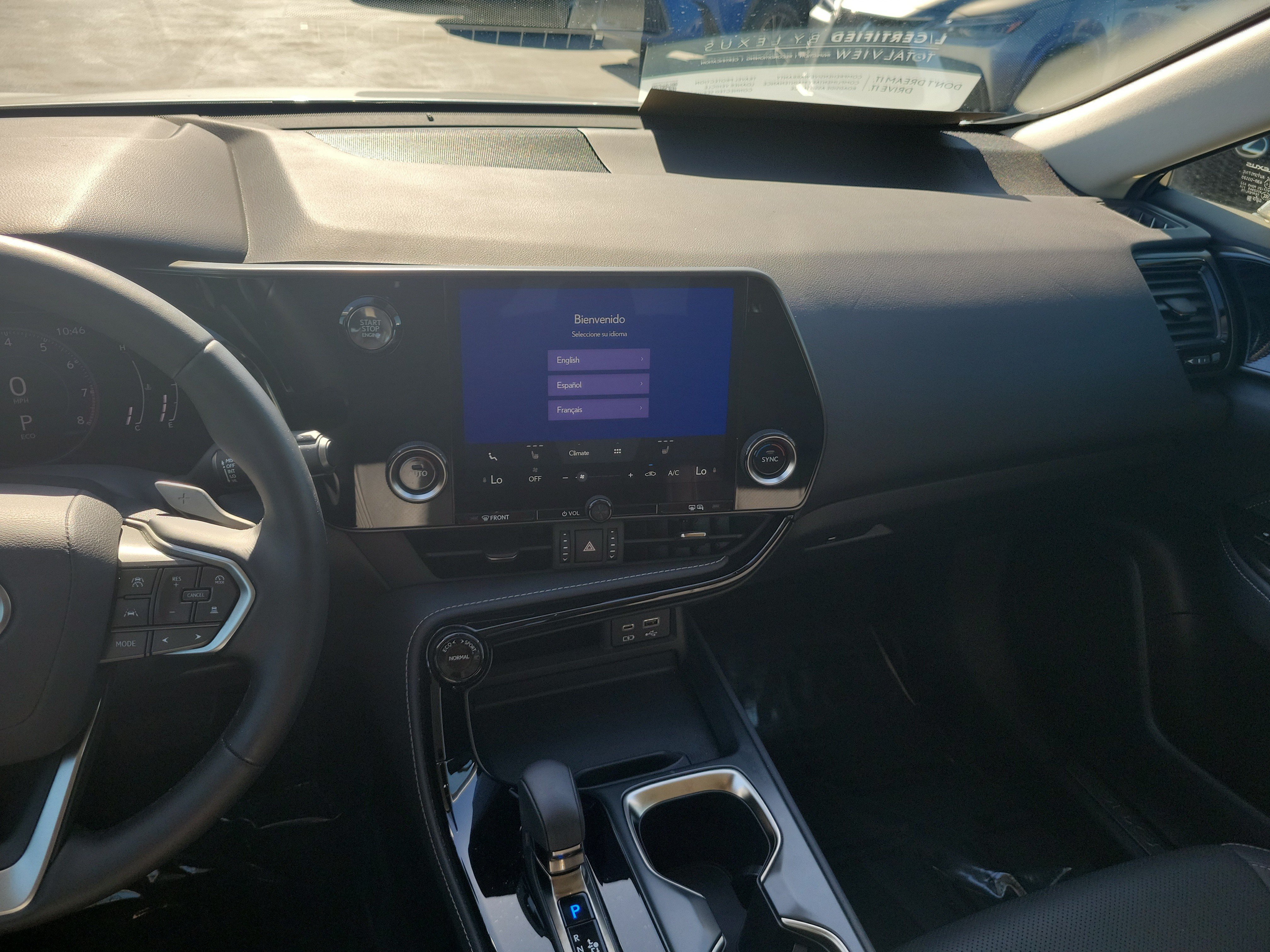 Used 2024 Lexus NX 250 FWD w/ Towing Package (2000 Lbs) image 17