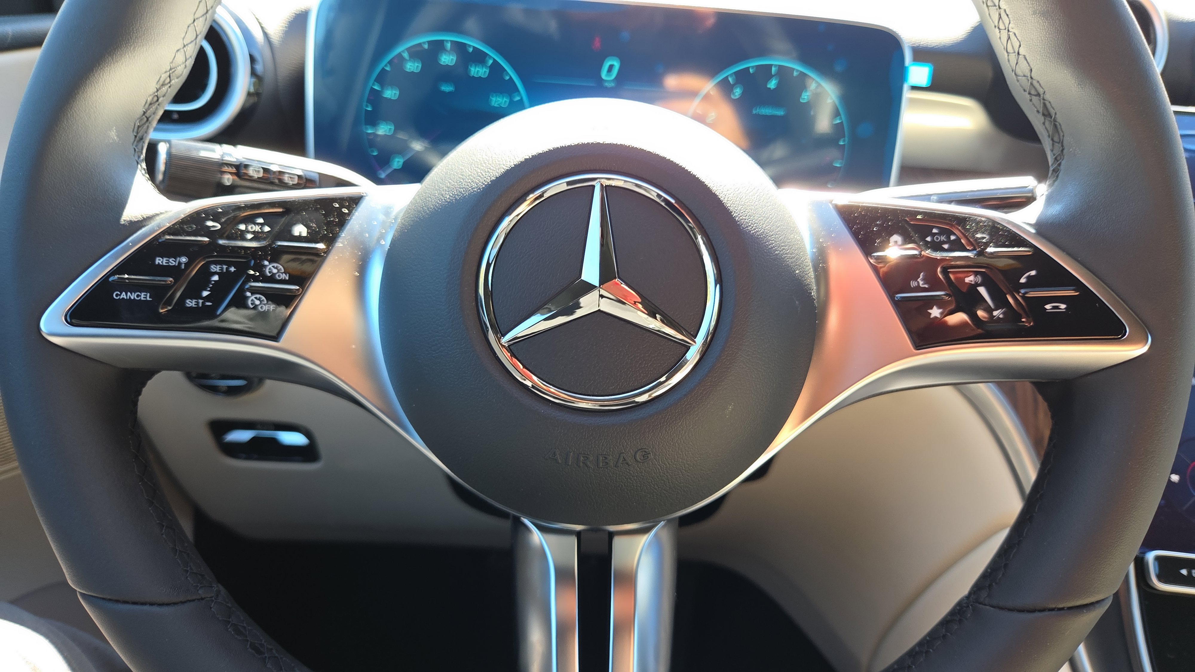 New 2026 Mercedes-Benz GLC 300 image 23