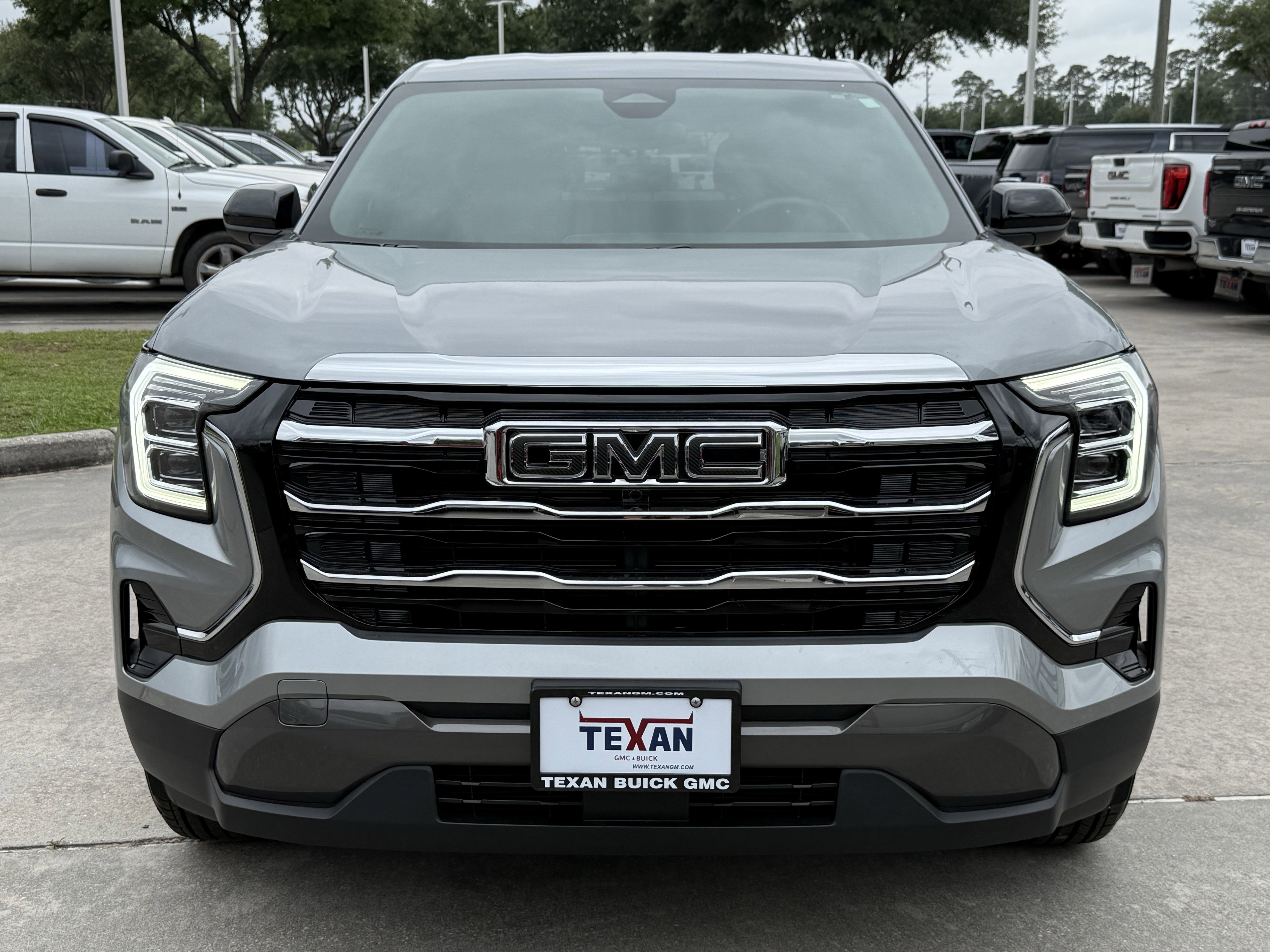 Used 2026 GMC Terrain Elevation FWD image 10