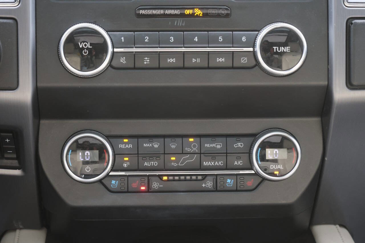 Used 2019 Ford Expedition Platinum image 22