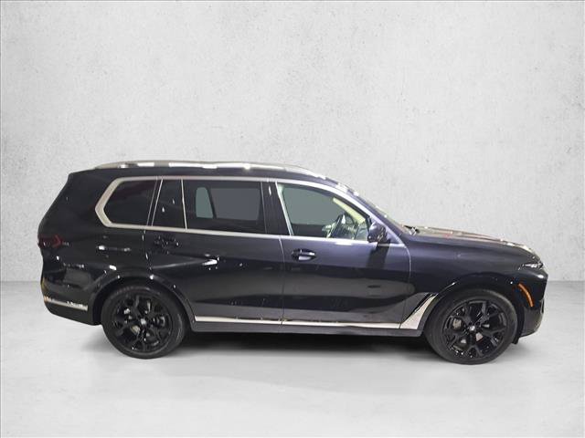 Used 2026 BMW X7 xDrive40i AWD/4WD image 4